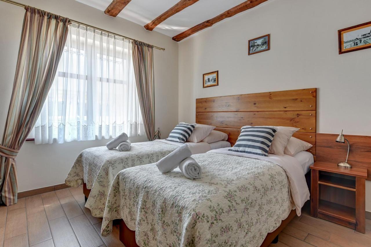 Villa & Restaurant Admiral Nelson Хель Экстерьер фото