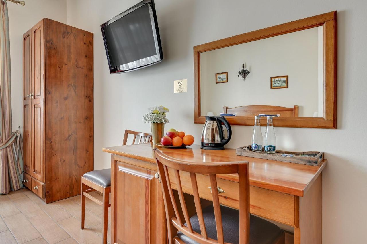 Villa & Restaurant Admiral Nelson Хель Экстерьер фото